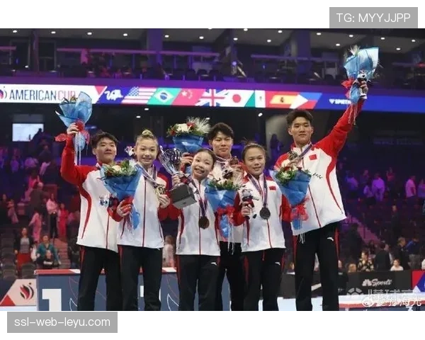 世界体操锦标赛:中国男队力压日本队夺得团体金牌 世界体操锦标赛:中国男队力压日本队夺得团体金牌